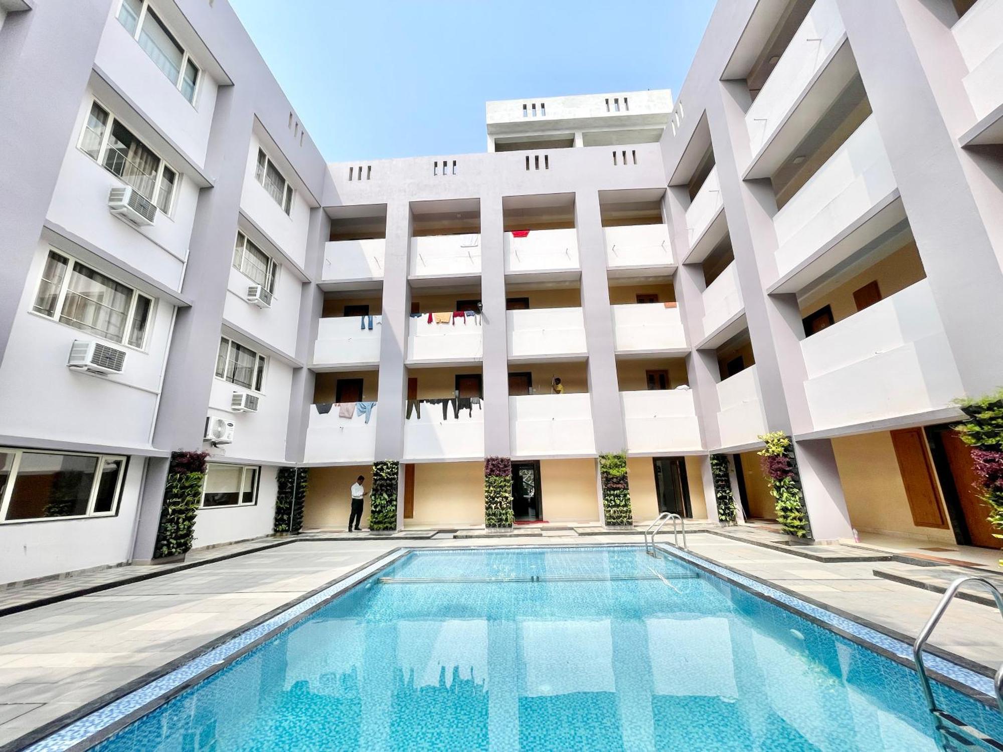 Hotel Rockbay: Beachfront Oasis with Pool and Temple Proximity Puri Exterior photo