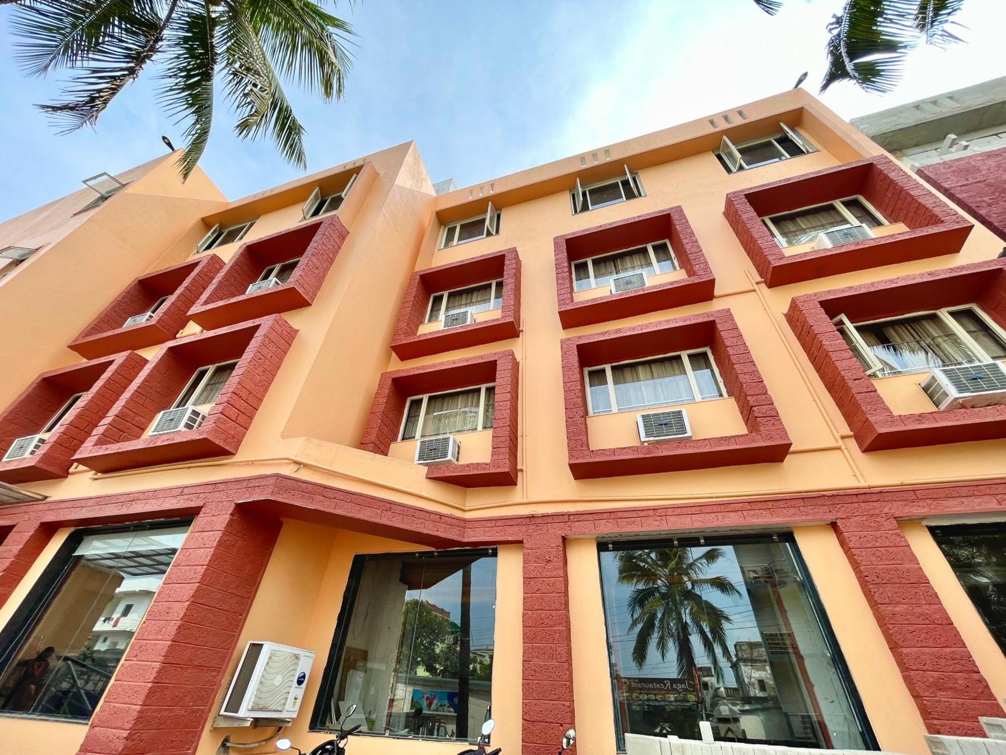 Hotel Rockbay: Beachfront Oasis with Pool and Temple Proximity Puri Exterior photo